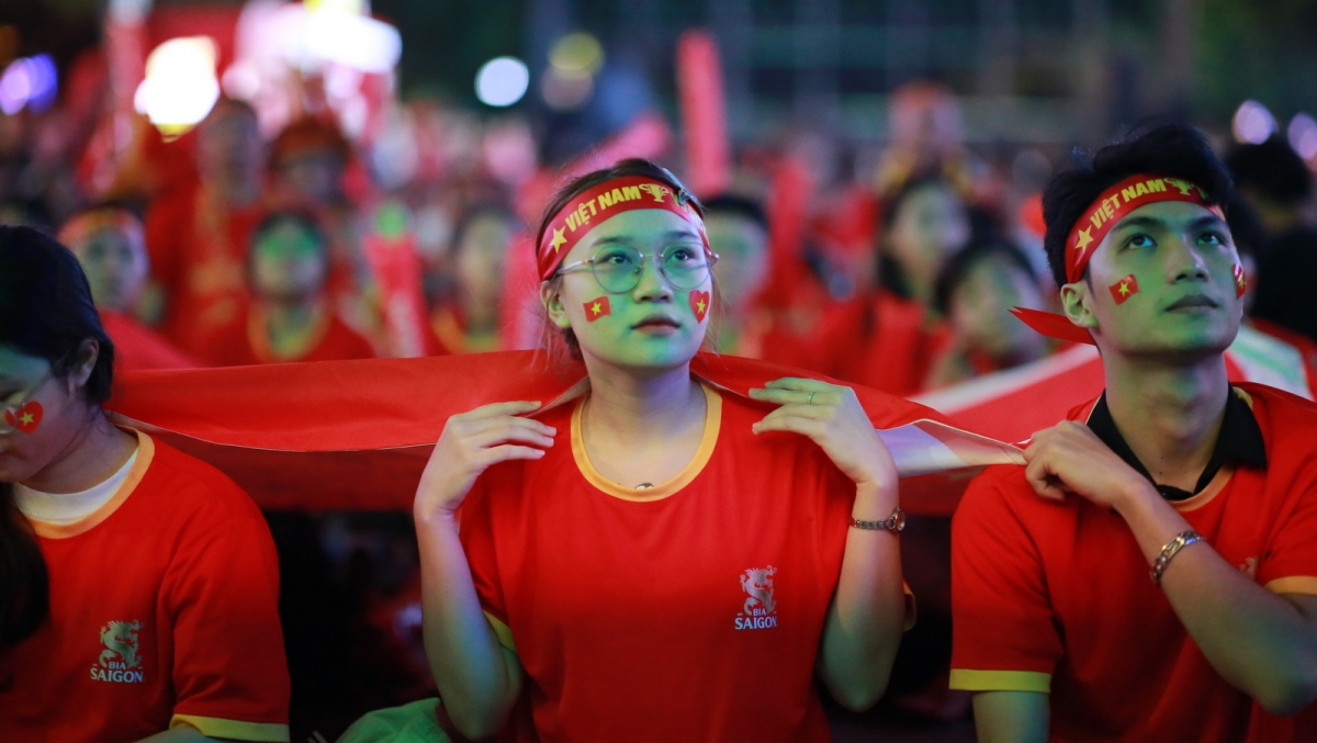 Đôi lúc có sự lo lắng khi khung thành Patrick Lê Giang bị uy hiếp.