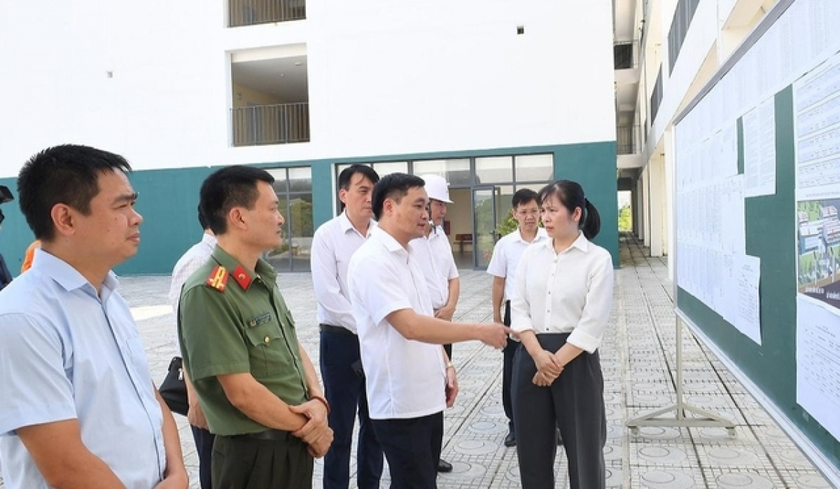 Ban chỉ đạo thi cấp tỉnh kiểm tra chuẩn bị thi lại tại điểm thi Trường THPT chuyên Tuyên Quang