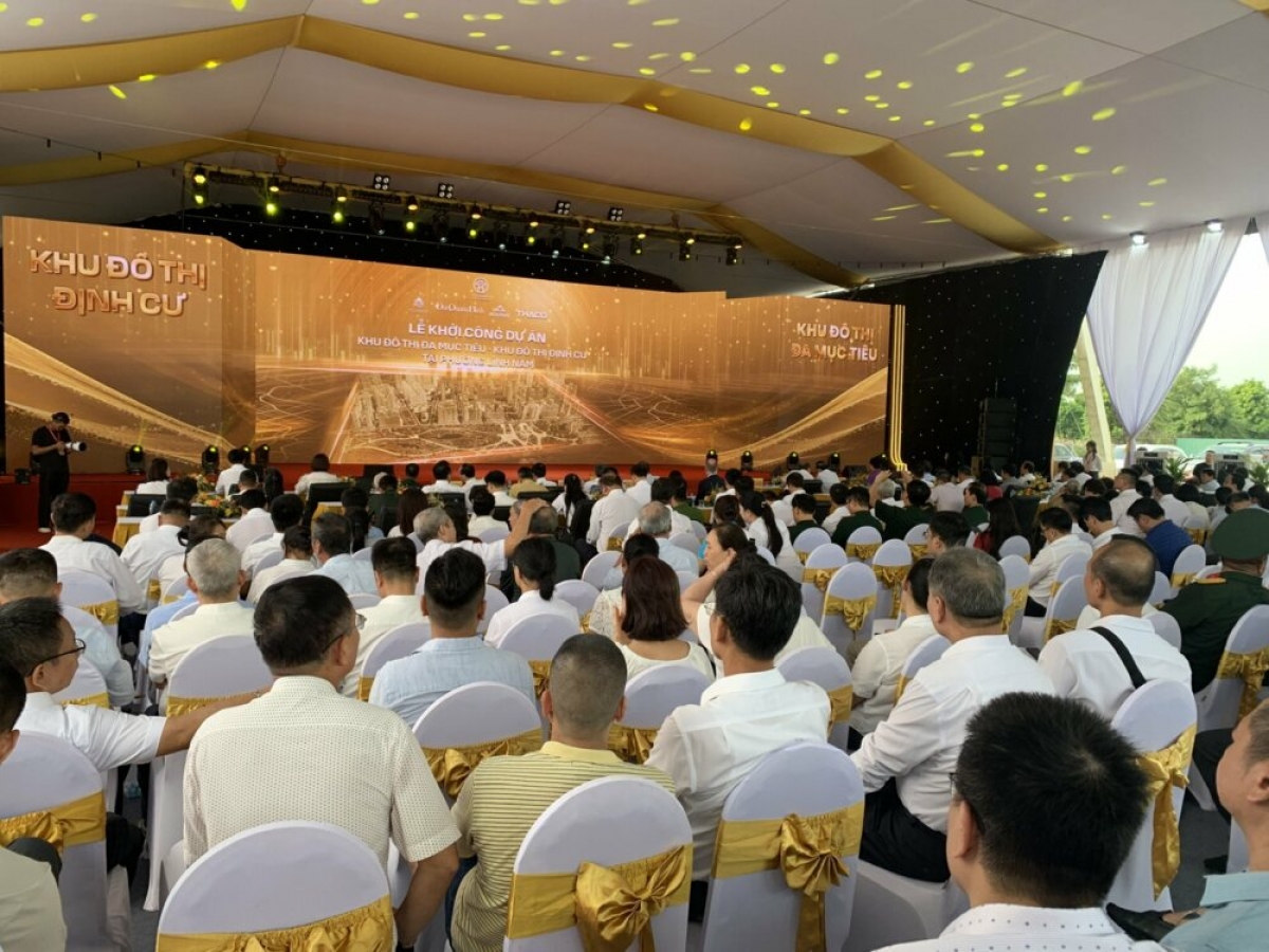  Khởi công dự án Đại lộ Sông Hồng quy mô 148.000 người: Thêm một cách giải bài toán an cư gắn với tái thiết đô thị.