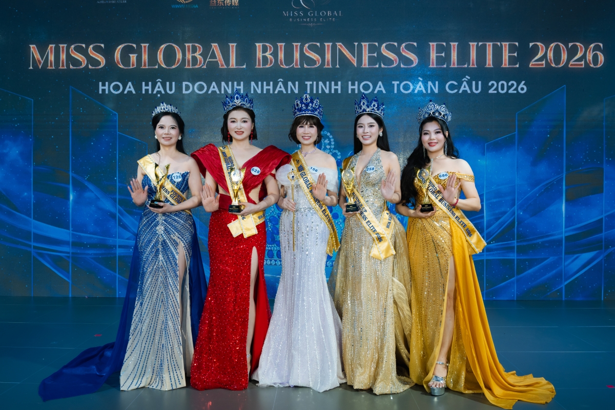 Hoa hậu Trương Thị Thu Huyền và 4 Á hậu được vinh danh tại Cuộc thi Hoa hậu Doanh nhân Tinh hoa toàn cầu 2026.