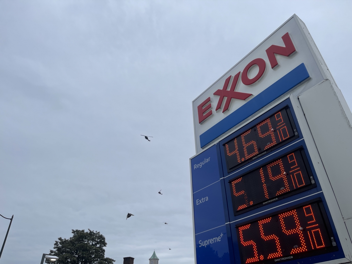 Giá xăng bán lẻ tại Mỹ đã vượt 4 USD/gallon kể từ khi xung đột với Iran tái bùng phát (Ảnh: QT)