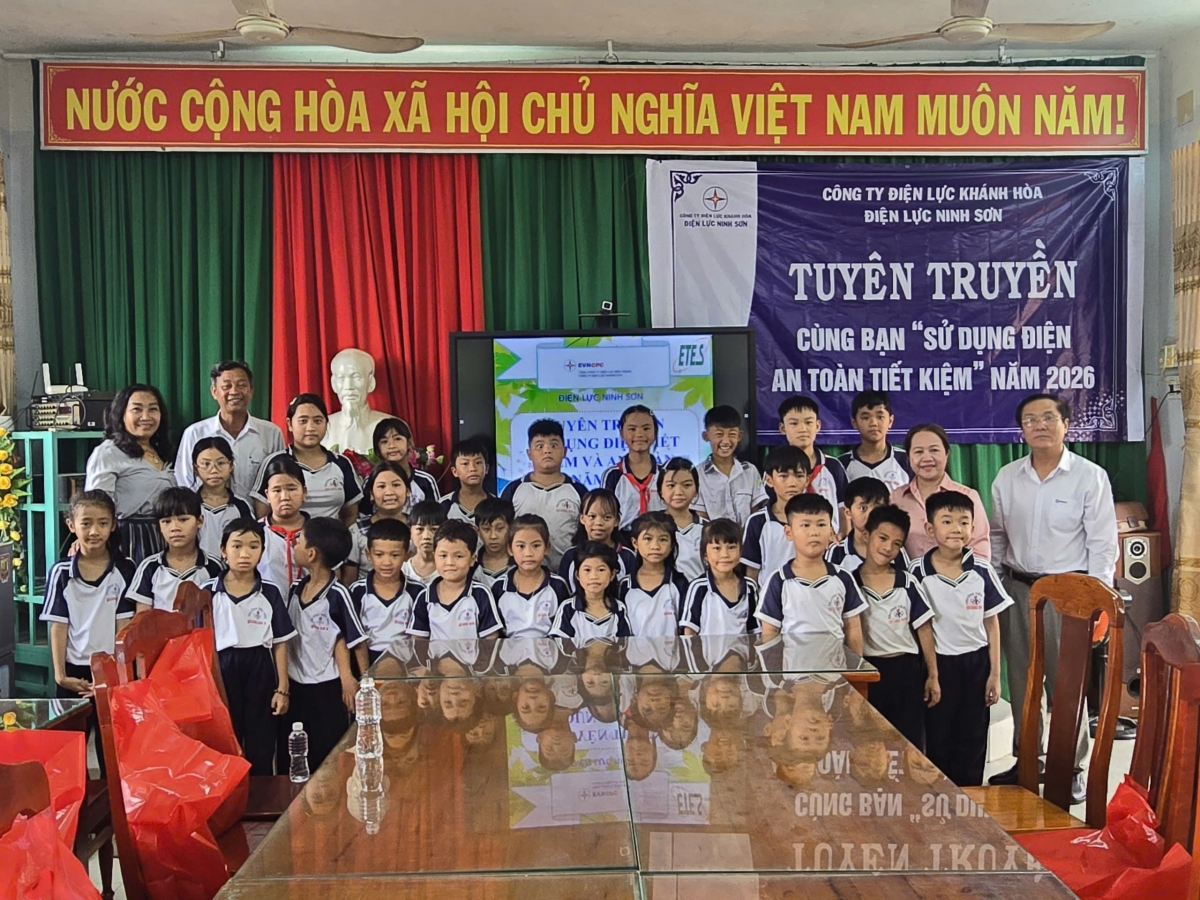 Các đơn vị Điện lực trong EVNCPC đẩy mạnh tuyên truyền tiết kiệm điện