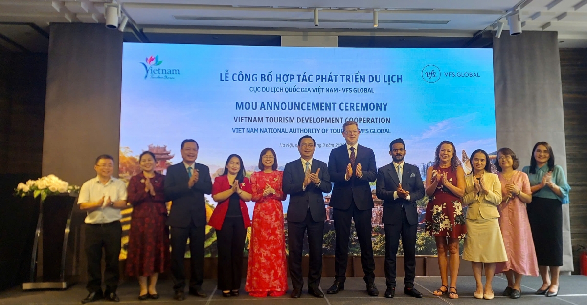 Lễ công bố Hợp tác phát triển du lịch giữa Cục Du lịch Quốc gia Việt Nam và Công ty VFS Global ngày 6/8.