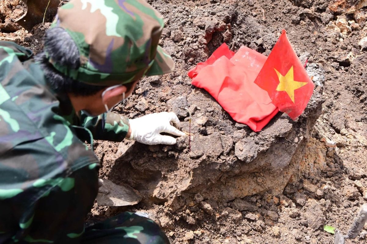 Mỗi vị trí đào mở là thêm một hy vọng tìm thấy các anh hùng liệt sĩ.