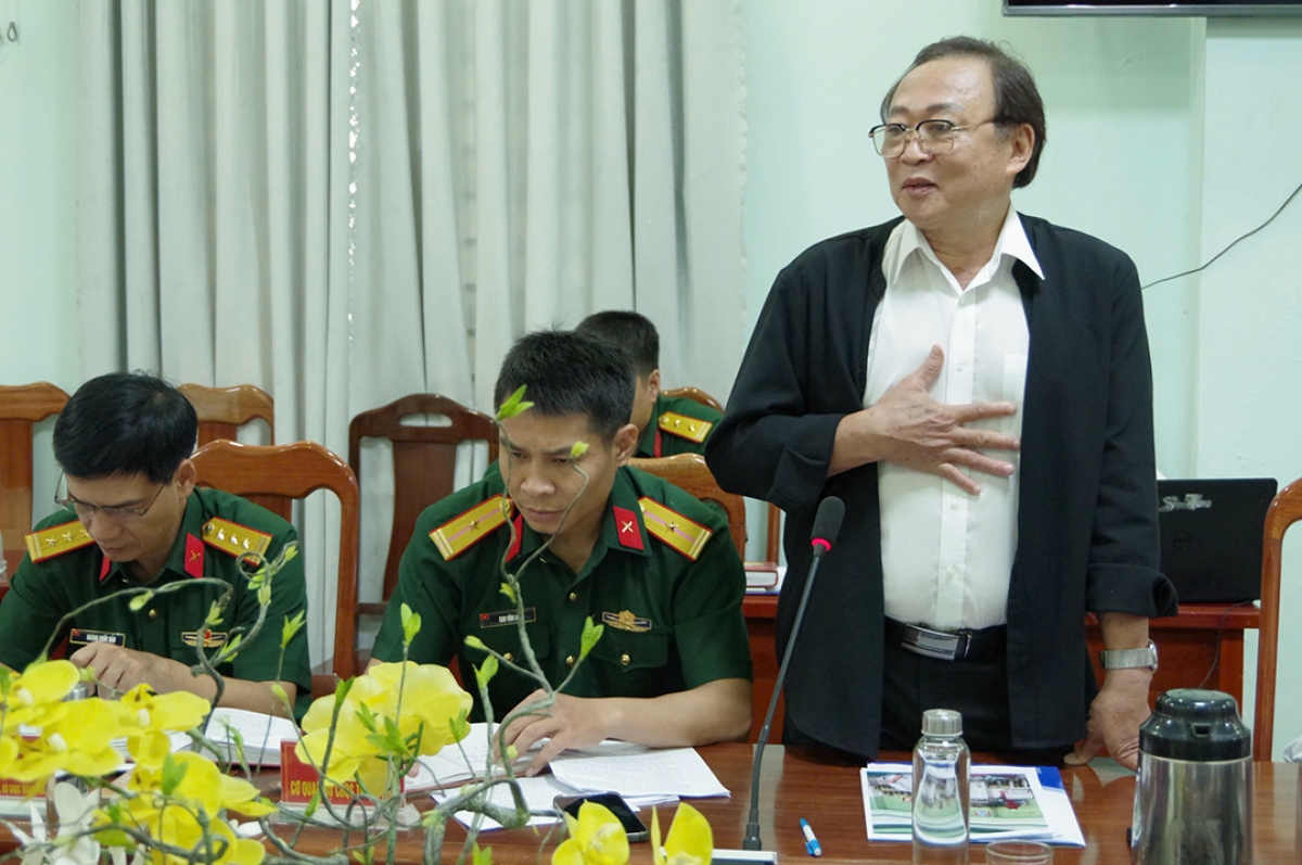 Ông Võ Đình Thế, người trực tiếp cất bốc và chôn cất 17 hài cốt.