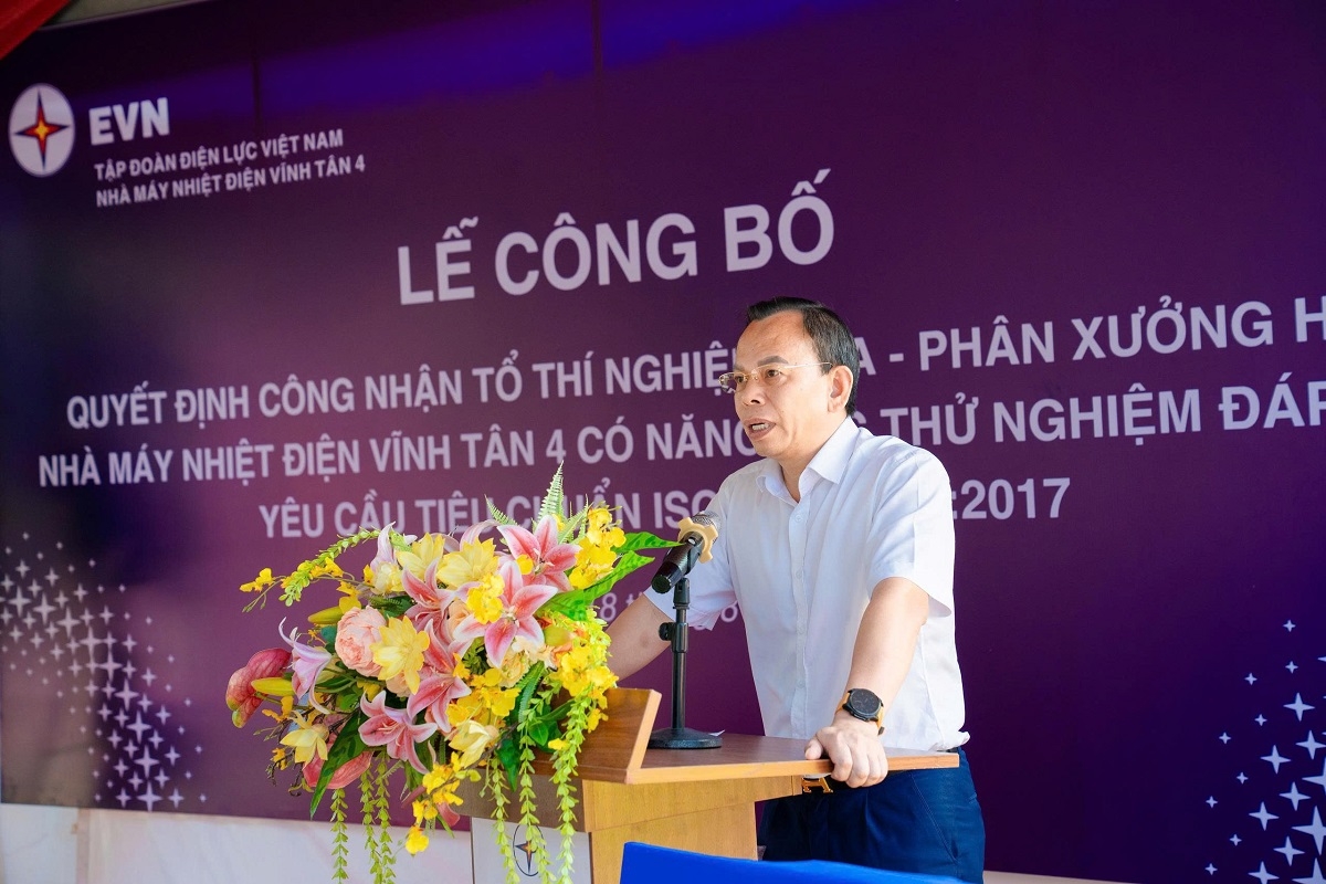 Ông Vũ Thanh Hải – Giám đốc Nhà máy Nhiệt điện Vĩnh Tân 4 phát biểu tại lễ công bố