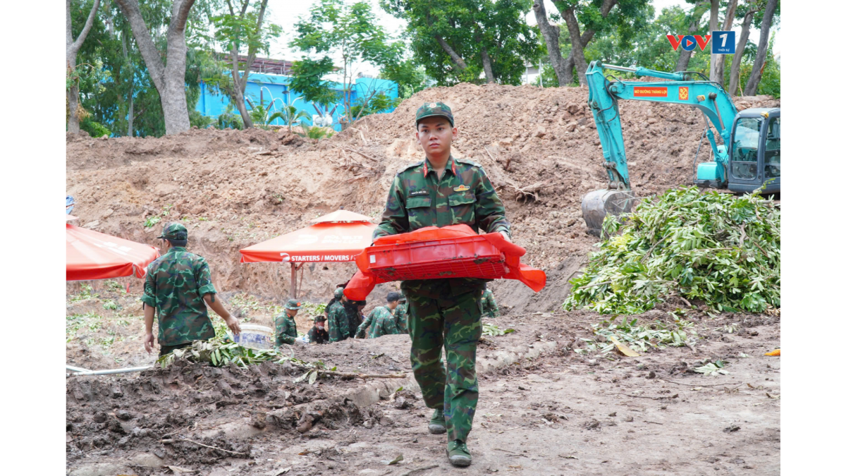 Phát hiện thêm 11 bộ hài cốt liệt sĩ cùng các di vật tại Công viên Lê Thị Riêng. Ảnh: Bộ Tư lệnh TP.HCM