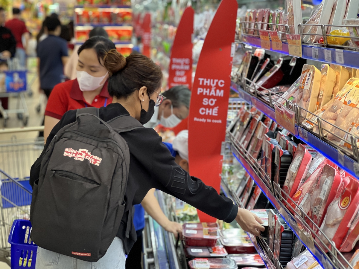 Thực phẩm tươi sống có nguồn gốc rõ ràng tiếp tục là lựa chọn được nhiều gia đình quan tâm trong xu hướng tiêu dùng hiện nay.