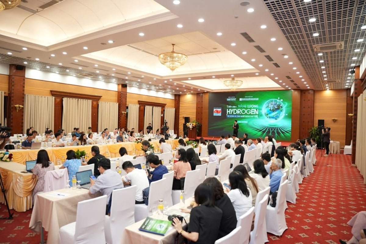 Toàn cảnh Diễn đàn “Năng lượng hydrogen và tương lai công nghiệp không phát thải” diễn ra ngày 29/7 tại Hà Nội.