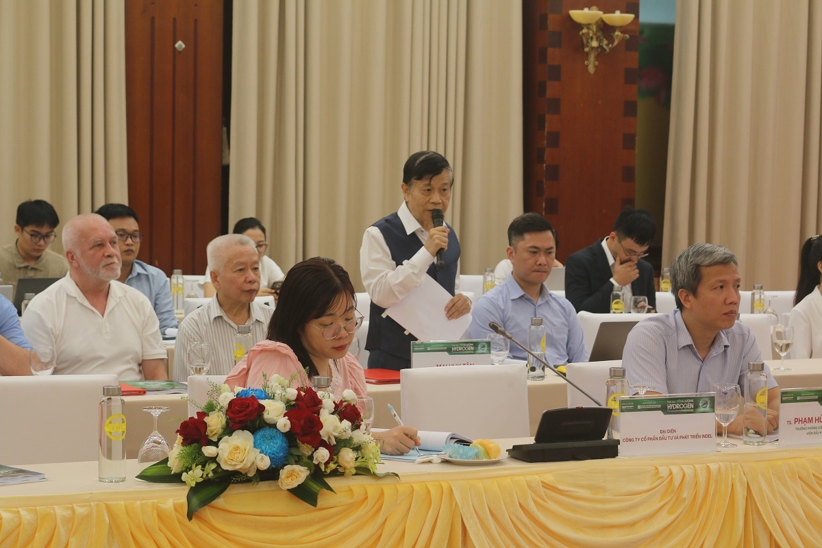 TS. Mai Huy Tân, Chủ tịch HĐQT kiêm Tổng giám đốc Công ty CP Tư vấn Đầu tư Phát triển Xanh THDV phát biểu.