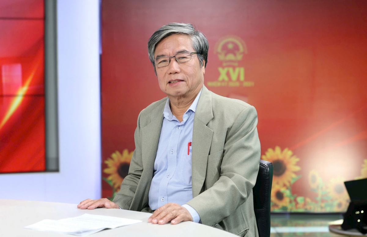 PGS.TS Vũ Hào Quang, Chủ nhiệm Hội đồng Tư vấn tổng hợp và Phân tích dư luận xã hội, Ủy ban MTTQ Việt Nam thành phố Hà Nội