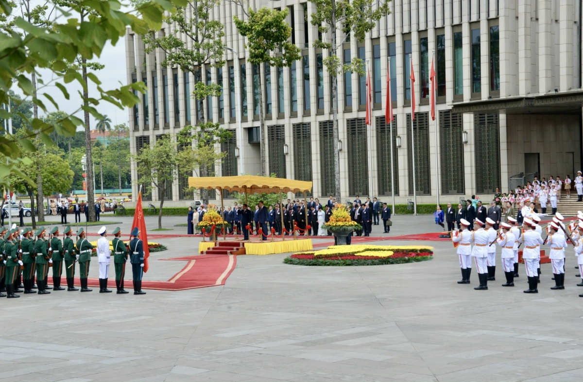 Toàn cảnh lễ đón