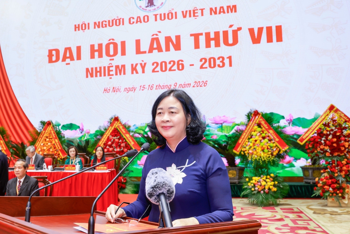 Ủy viên Bộ Chính trị, Bí thư Trung ương Đảng, Chủ tịch Ủy ban Trung ương MTTQ Việt Nam Bùi Thị Minh Hoài.
