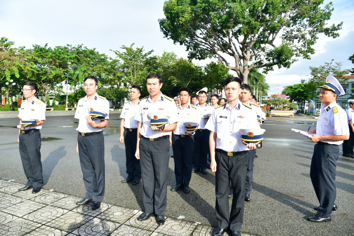 Kiểm tra lễ tiết, tác phong quân nhân