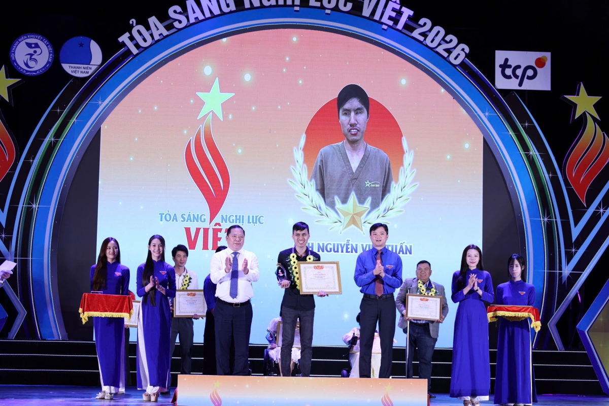 Khiếm thị mất hoàn toàn thị lực, anh Nguyễn Viết Tuấn, ở TP. Hồ Chí Minh đã vượt qua khó khăn, vươn lên khởi nghiệp thành công