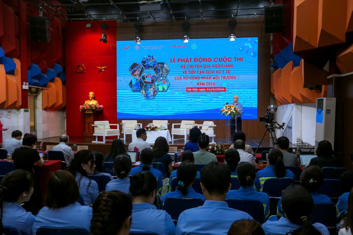 (Đại diện Quỹ Hỗ trợ chương trình dự án an sinh xã hội Việt Nam (AFV) phát biểu tại buổi lễ)