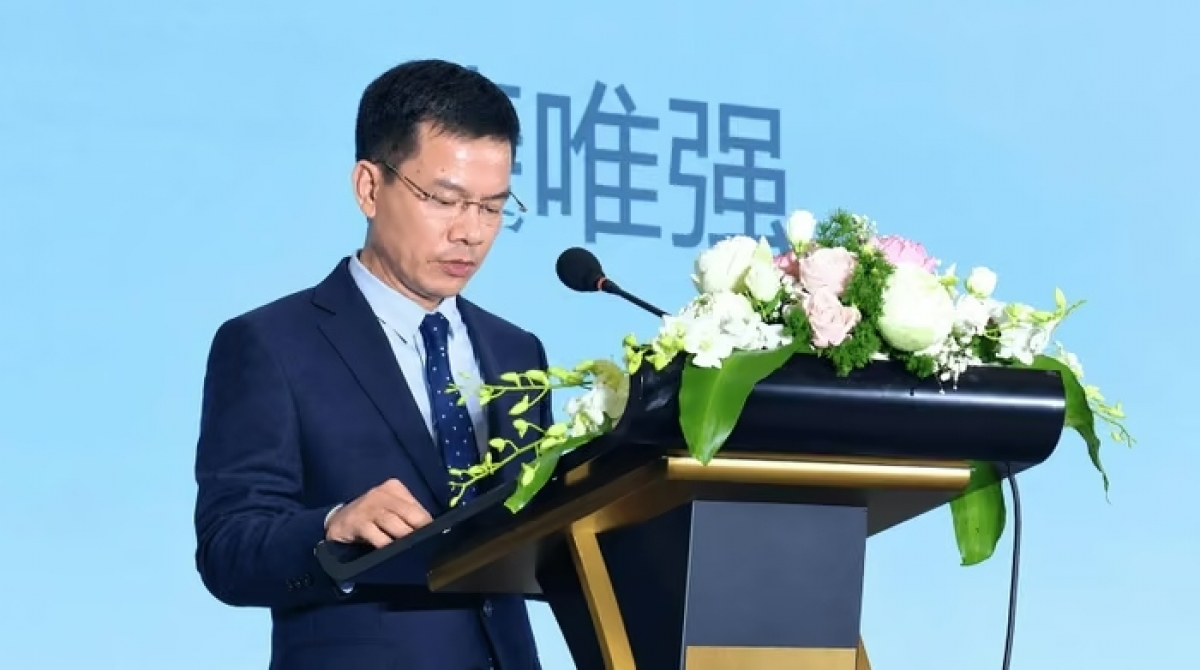Phó Chủ tịch UBND thành phố Hà Nội Bùi Duy Cường cho biết, Hà Nội đang chuyển từ xử lý ô nhiễm theo sự vụ sang quản lý chủ động theo nguồn phát thải và dựa trên dữ liệu.