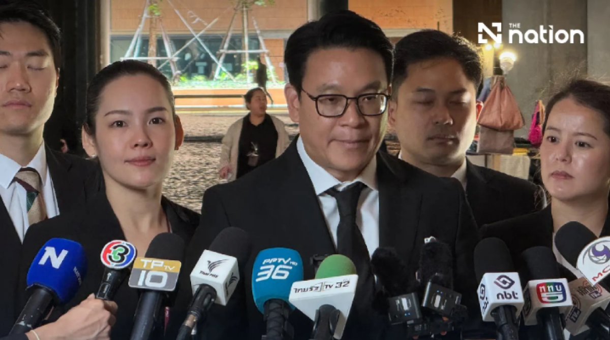 Chủ tịch Ủy ban Y tế Công cộng Hạ viện Thái Lan Sakoltee Phattiyakul trả lời báo giới - Nguồn: The Nation