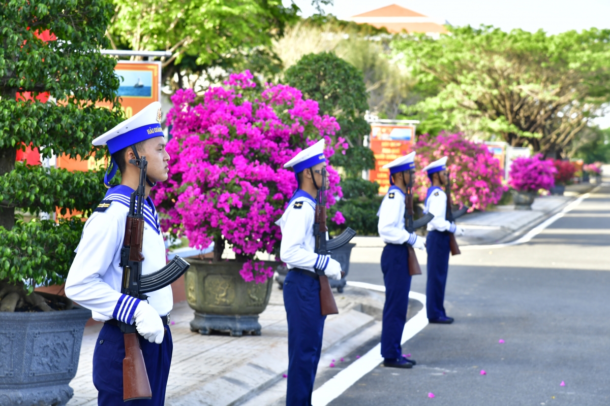 Khuôn viên doanh trại Lữ đoàn 167 luôn sạch đẹp
