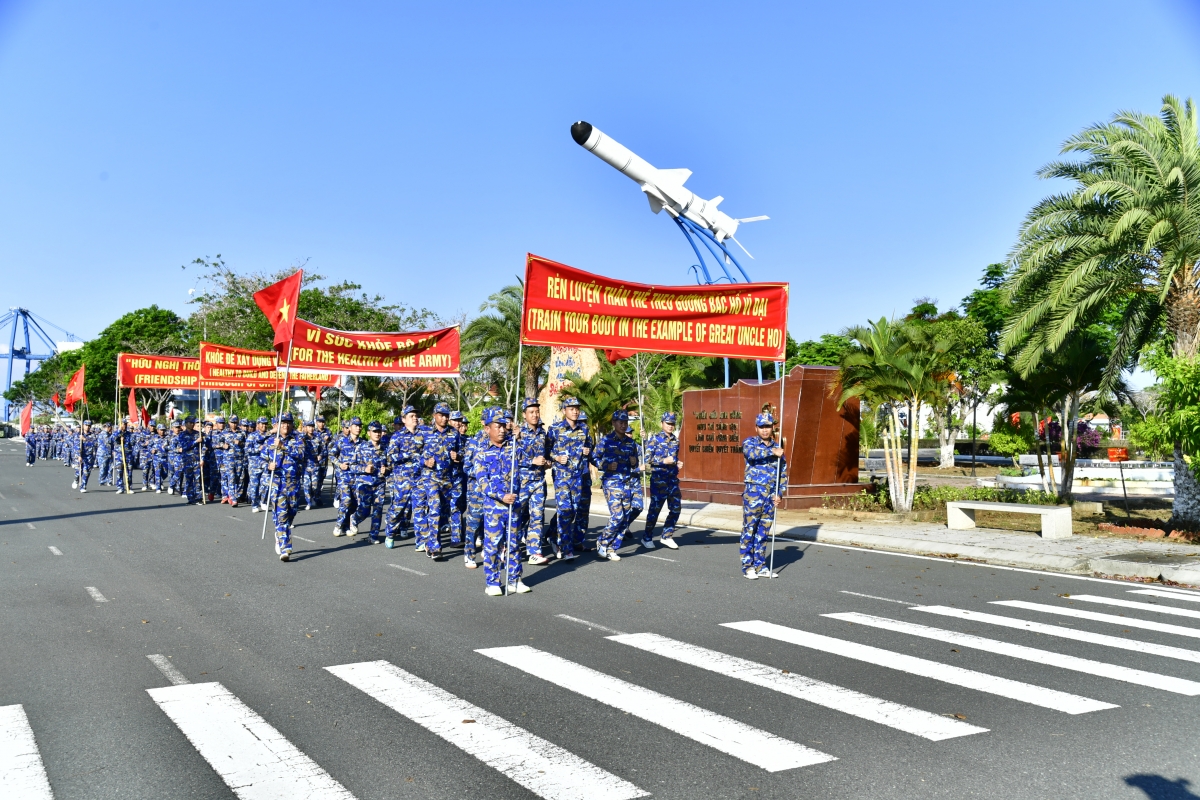 Các cán bộ chiến sĩ Lữ đoàn 167 được huấn luyện trong không gian sáng, xanh, sạch, đẹp