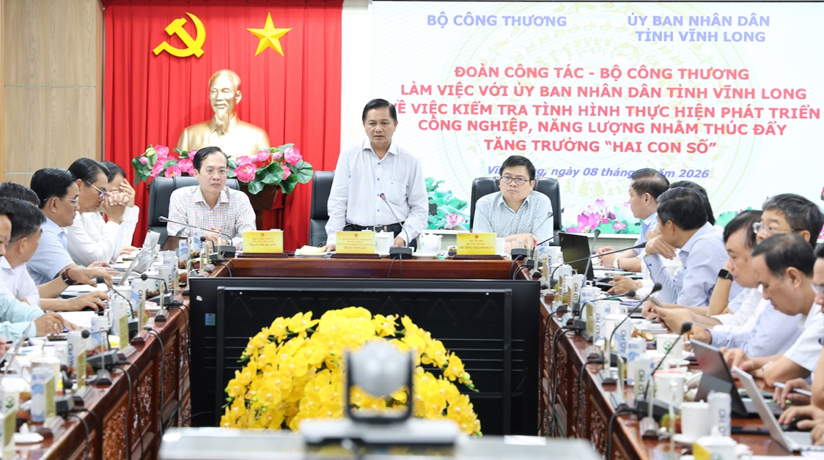 Bí thư Tỉnh ủy Vĩnh Long – Trần Văn Lâu phát biểu tại buổi làm việc