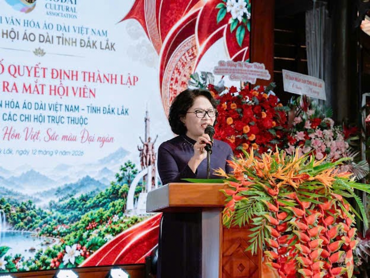 Bà Đặng Thị Ngọc Thịnh – Nguyên Phó Chủ tịch nước phát biểu tại chương trình