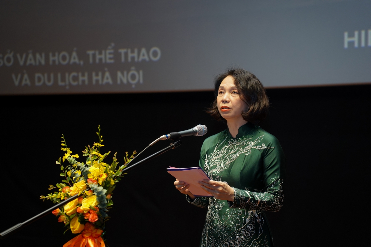 Phó Chủ tịch UBND Thành phố Hà Nội Vũ Thu Hà phát biểu tại lễ khai mạc.