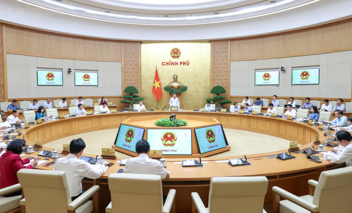 Thủ tướng Lê Minh Hưng chủ trì phiên họp Chính phủ thường kỳ tháng 8/2026