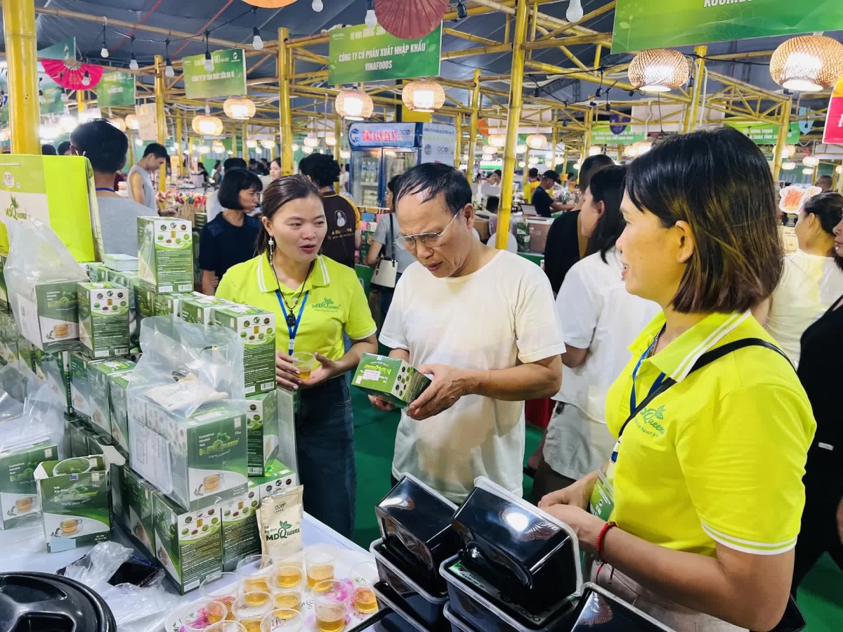 Từ vùng sản xuất đến bàn ăn: Nâng cao giá trị nông sản Hà Nội