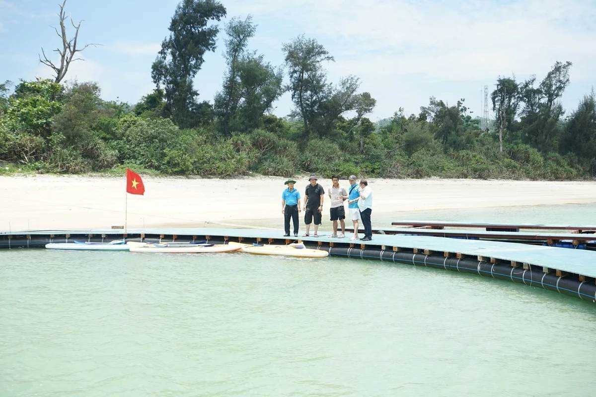 Hệ thống lồng bè và vật liệu nổi thân thiện với môi trường ở Quảng Ninh góp phần nâng cao hiệu quả sử dụng mặt nước biển gắn với bảo vệ hệ sinh thái