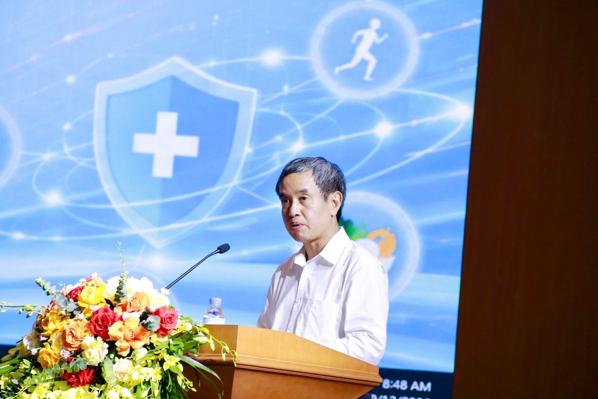 Ông Vũ Văn Trường, Hiệu trưởng trường ĐH Hoa Lư.