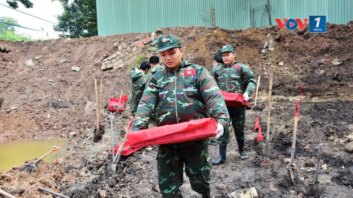 Phát hiện nhiều hài cốt liệt sĩ tại khu A