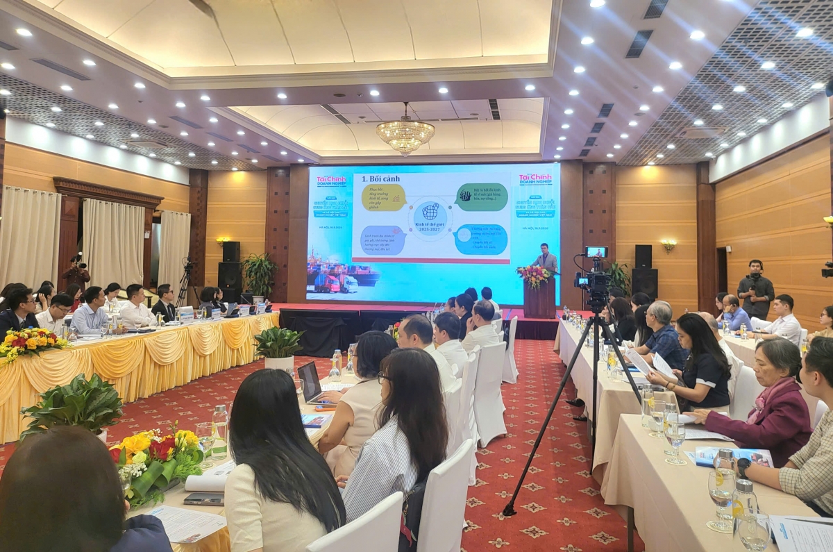 Diễn đàn “Chuyển dịch chuỗi cung ứng toàn cầu và cơ hội cho doanh nghiệp Việt Nam” nhận được sự quan tâm của nhiều chuyên gia, doanh nghiệp.