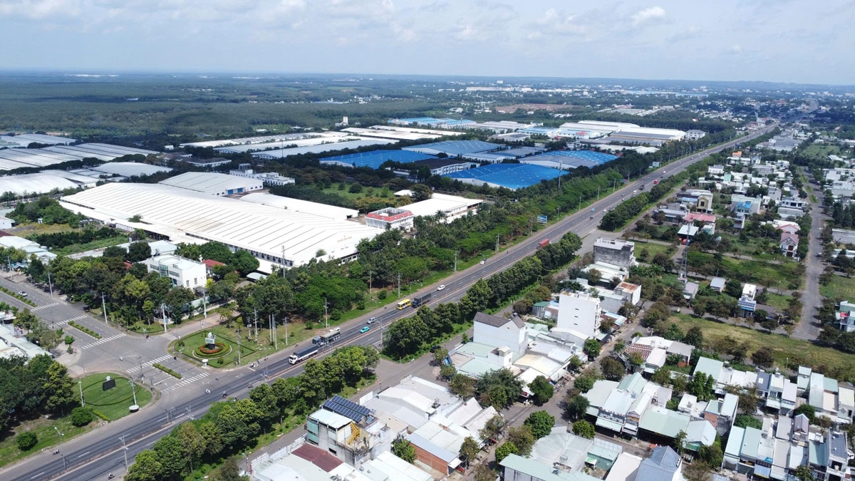 Khu vực phường Đồng Phú còn nhiều quỹ đất để phát triển, mở rộng KCN (ảnh: Thiên Lý)