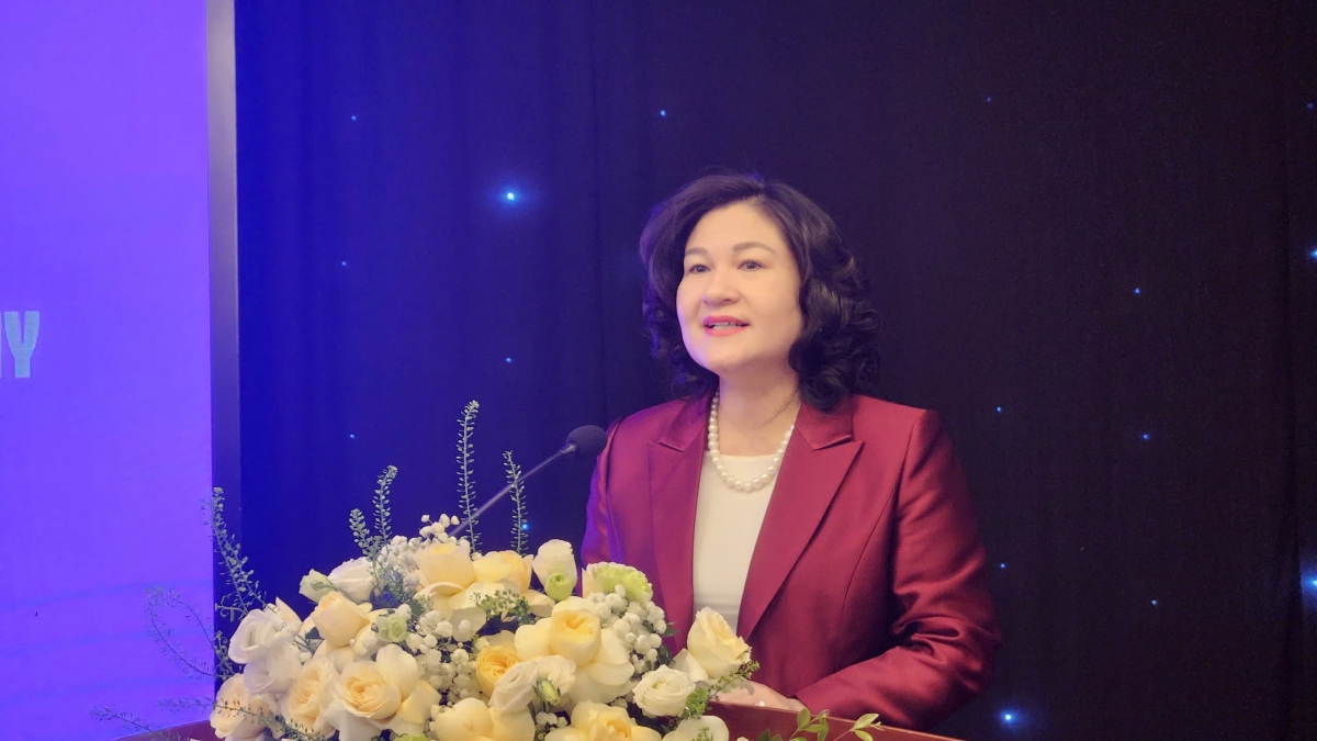 Thứ trưởng Bộ Nội vụ Nguyễn Thị Hà phát biểu tại hội thảo
