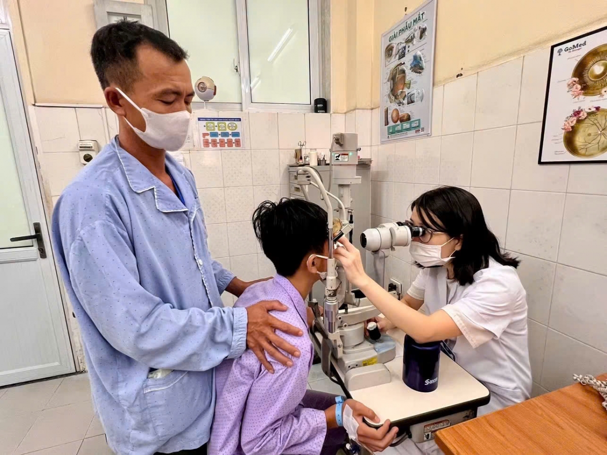 Chăm sóc đôi mắt hôm nay – bảo vệ thị lực cho tương lai