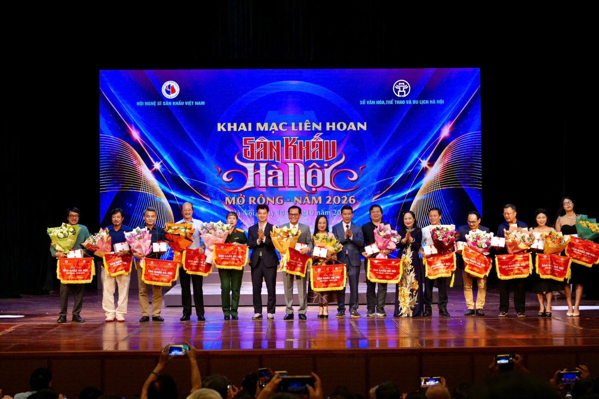 Liên hoan quy tụ 15 đơn vị nghệ thuật chuyên nghiệp đến từ Hà Nội, Thành phố Hồ Chí Minh, Thái Nguyên và Hà Tĩnh.