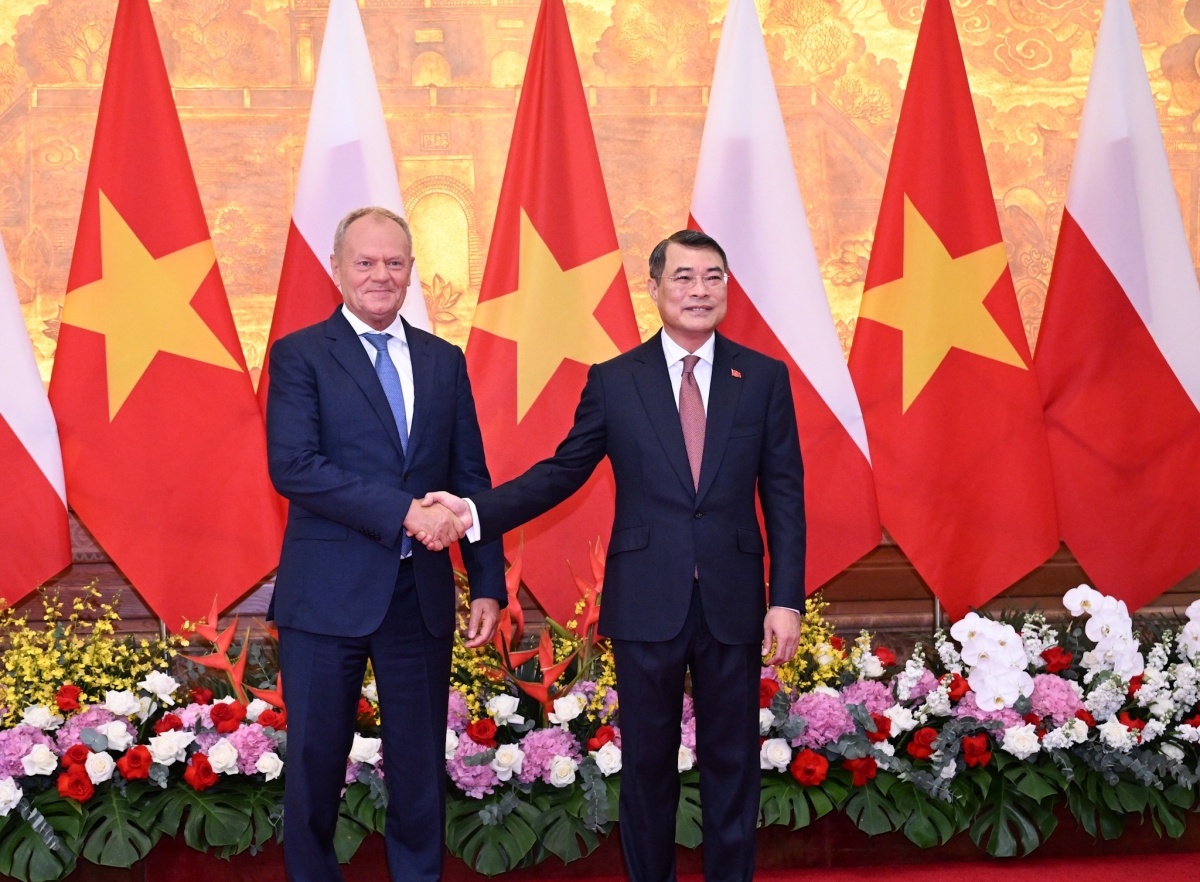 Thủ tướng Chính phủ Lê Minh Hưng và Thủ tướng Donald Tusk.