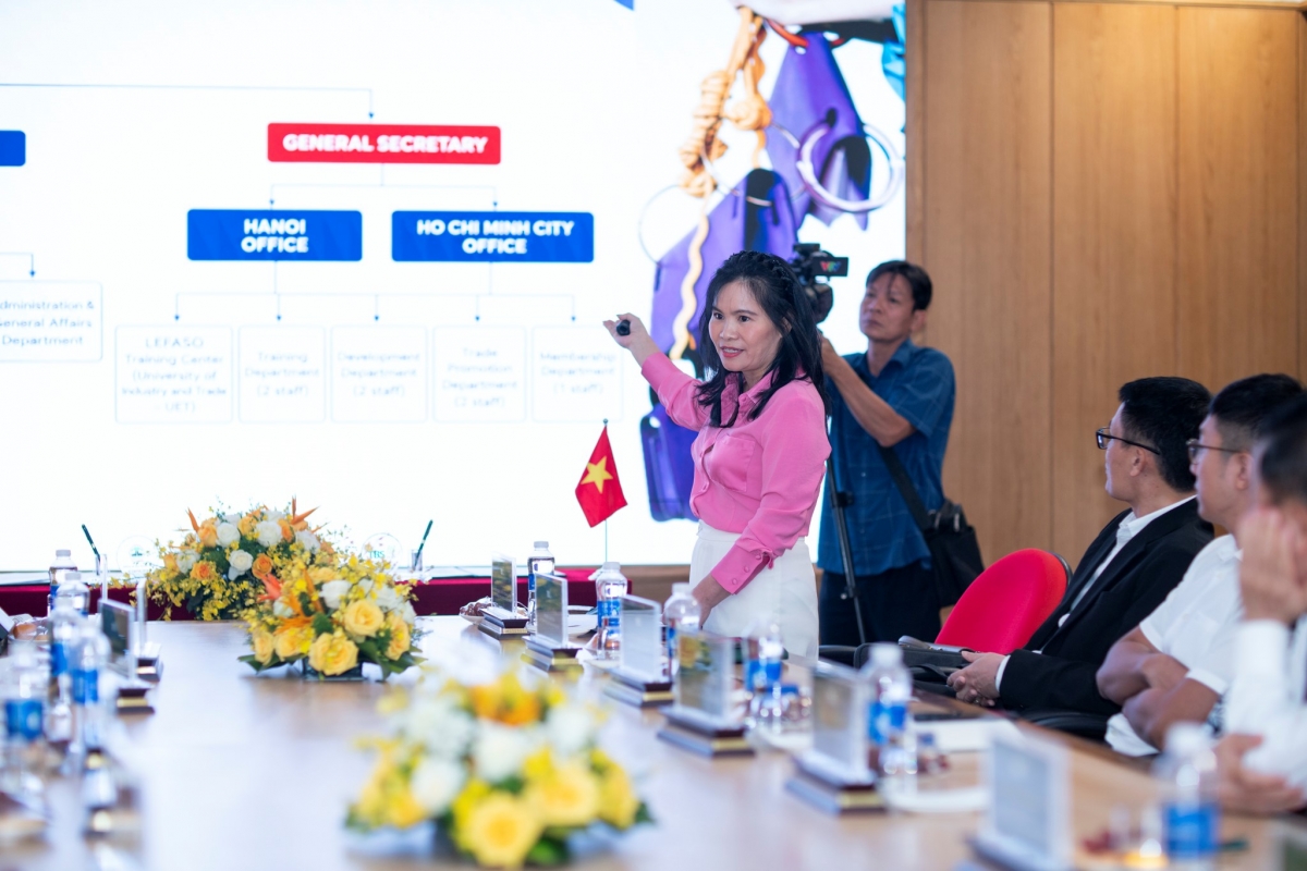 Bà Phan Thị Thanh Xuân, Phó Chủ tịch kiêm Tổng Thư ký Hiệp hội Da - Giày - Túi xách Việt Nam (LEFASO)