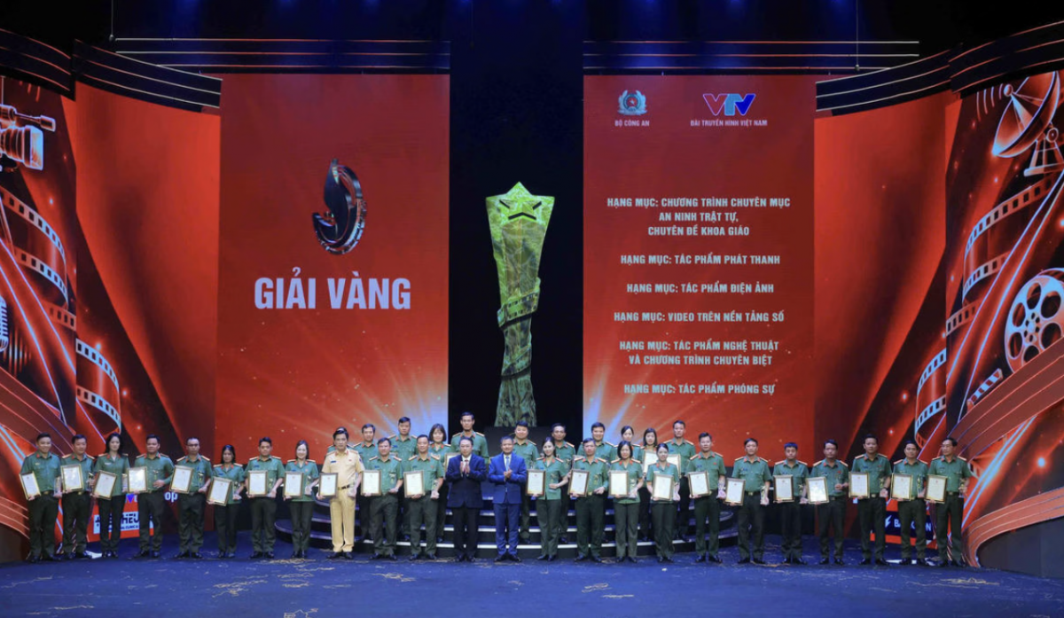 Các tác giả đạt giải Vàng tại Liên hoan năm nay
