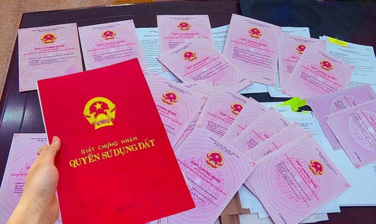 Hà Nội triển khai Đề án ‘Sổ đỏ trao tay’: Nhiều thủ tục đất đai được miễn phí, làm tại nhà