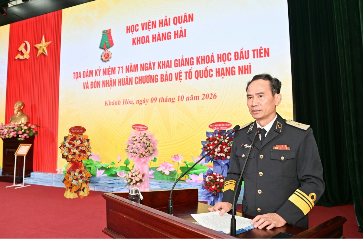 Chuẩn Đô đốc Nguyễn Hữu Thoan, Chính ủy Học viện phát biểu