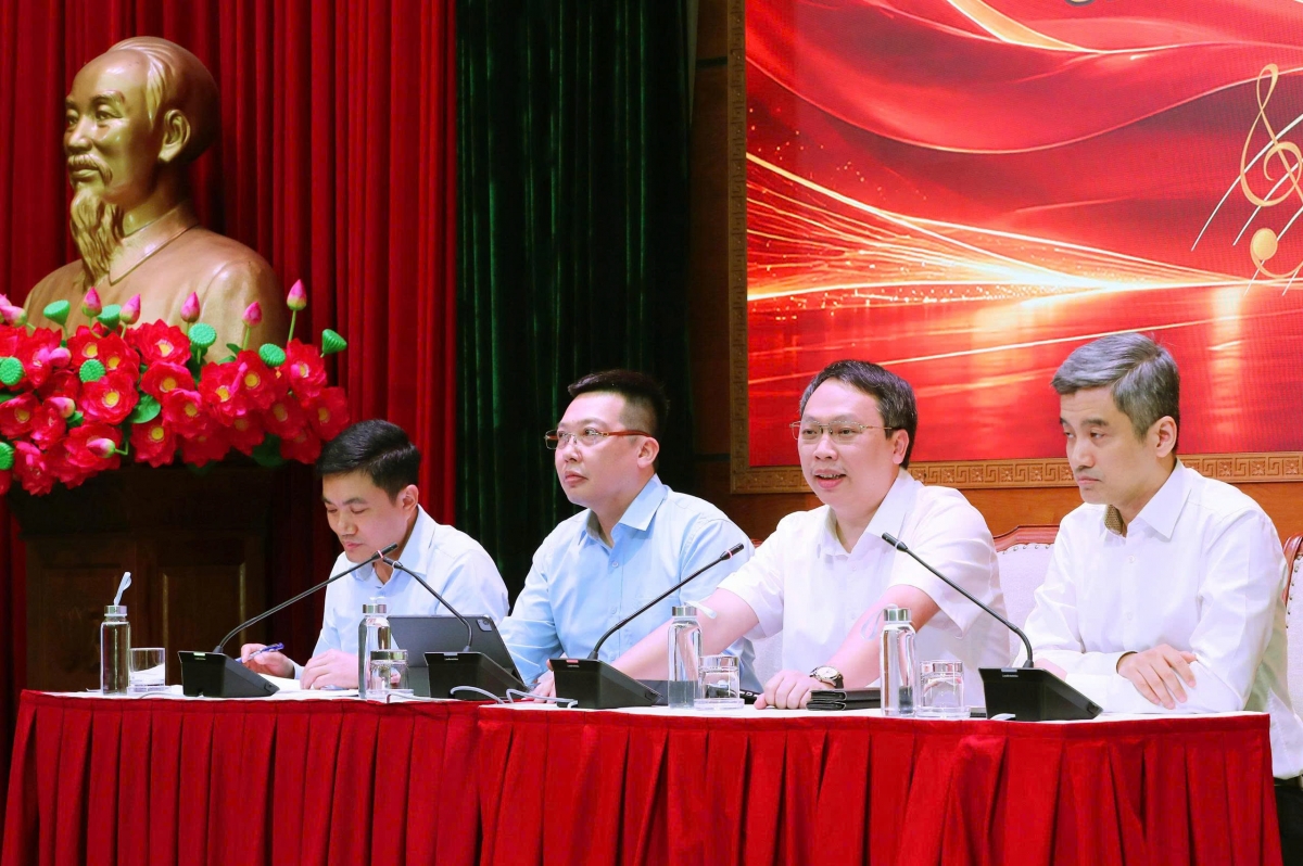 Đại diện Ban tổ chức chương trình (Ảnh: Trần Huấn)