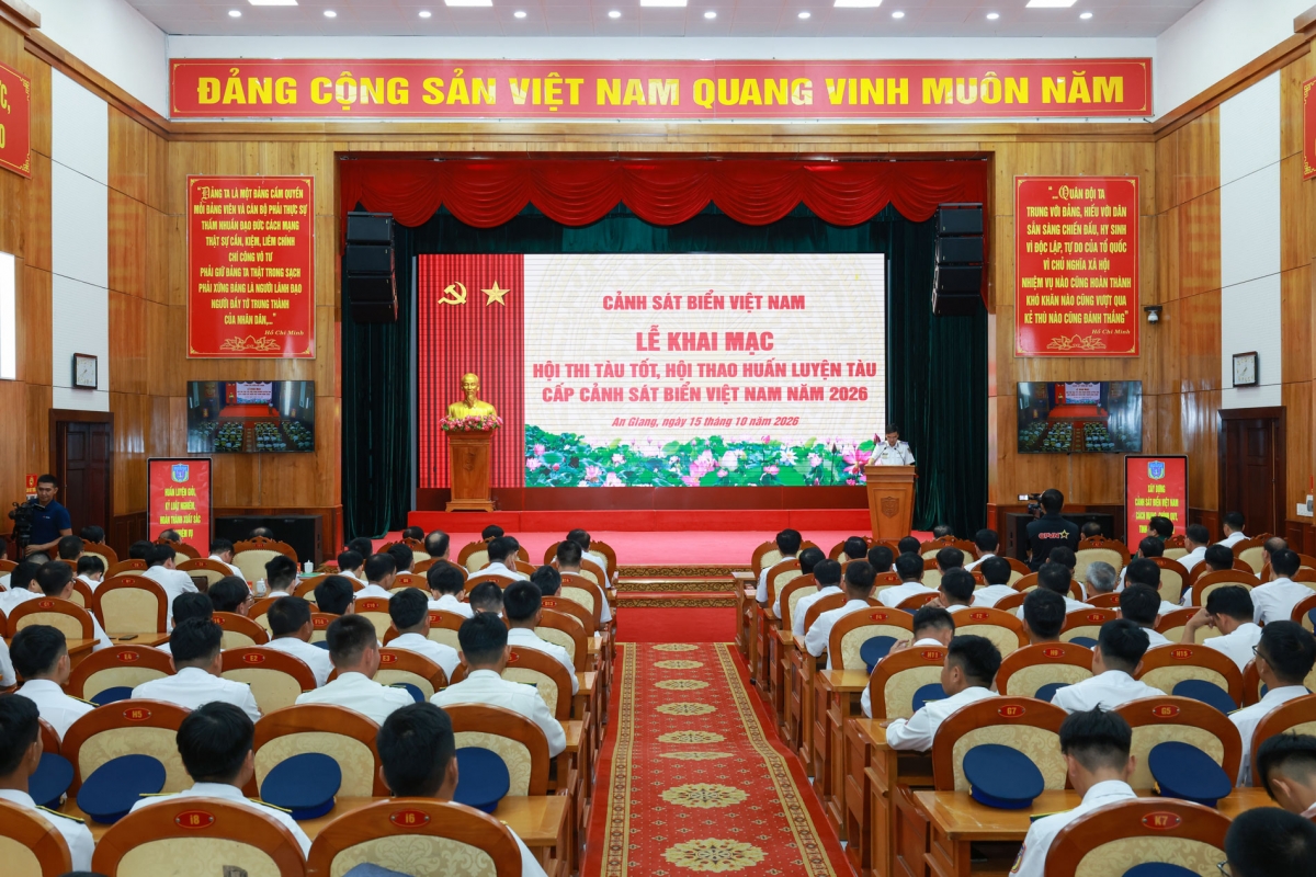 Quang cảnh Lễ khai mạc