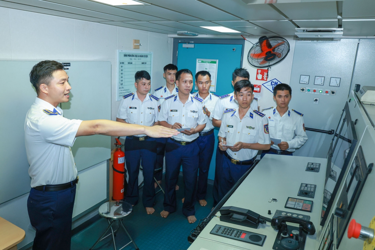 Tập trung củng cố kiến thức lý thuyết, rèn luyện kỹ năng thực hành.
