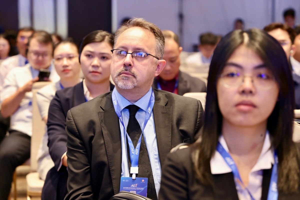 Giáo sư Matthieu Guitton, Đại học Laval, Canada- Nguồn: AEF