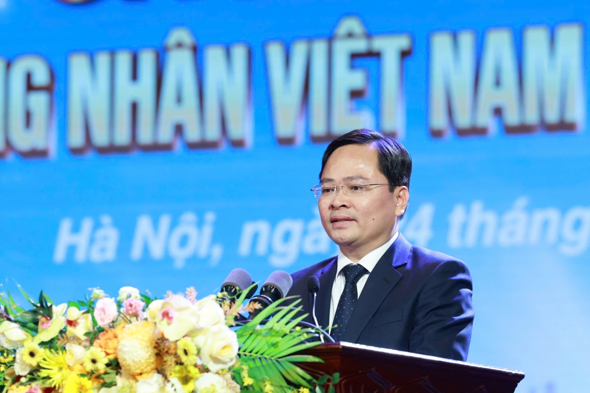 Chủ tịch Tổng LĐLĐ Việt Nam Nguyễn Anh Tuấn phát biểu tại chương trình
(Ảnh: Hải Nguyễn)
