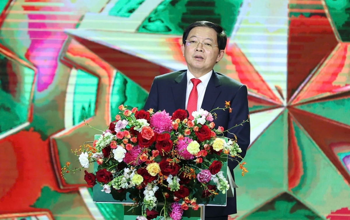 Phó Thủ tướng Chính phủ Hồ Quốc Dũng phát biểu