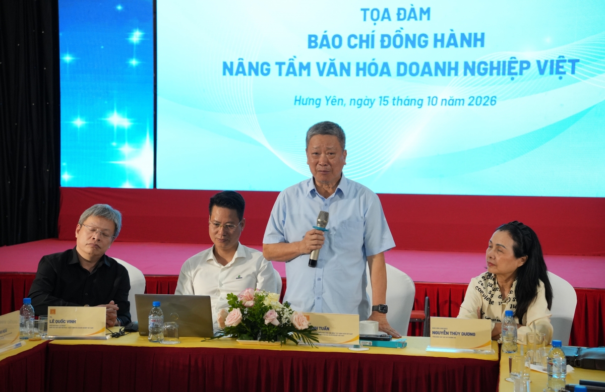 Ông Hồ Anh Tuấn, Chủ tịch Hiệp hội Phát triển Văn hóa doanh nghiệp Việt Nam phát biểu tại Tọa đàm.