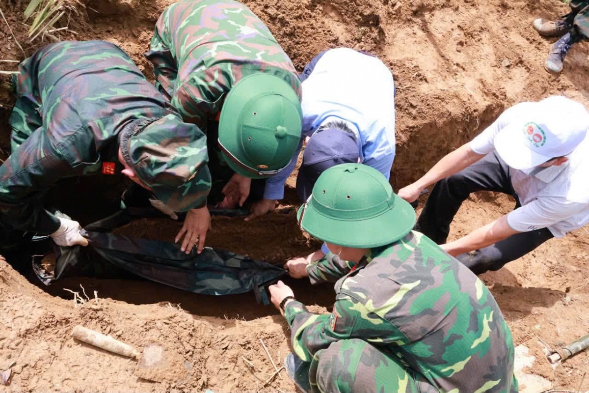 Hài cốt nữ liệt sĩ được quy tập sau 60 năm hy sinh. (Ảnh: Đội K51, Bộ CHQS tỉnh Đắk Lắk)